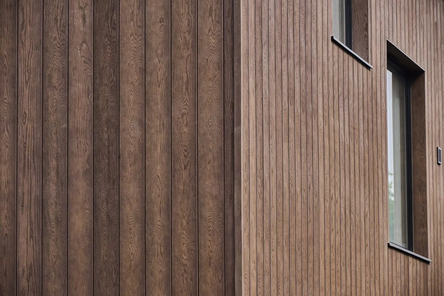 Line · Antique oak